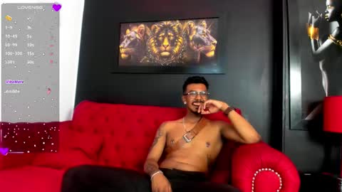 Snapshot of mastermax_ chatting on 12.04.25 - - online show from 12.04.25