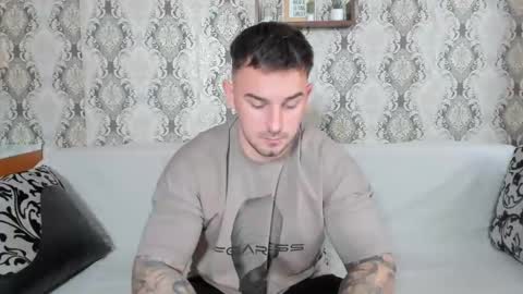 Snapshot of mastermusclejon chatting on 12.06.24 Jon online show from 12.06.24