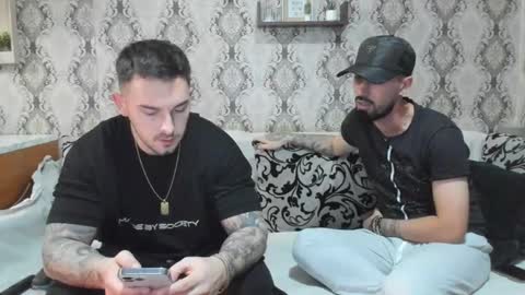 Snapshot of mastermusclejon chatting on 01.05.25 Jon online show from 01.05.25