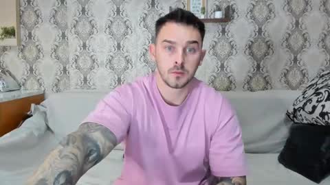 Snapshot of mastermusclejon chatting on 01.15.25 Jon online show from 01.15.25