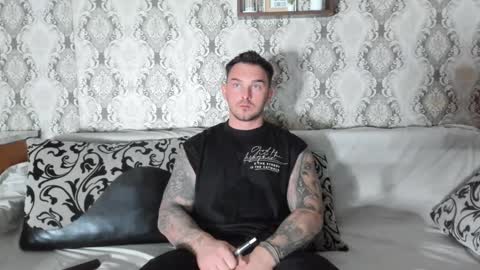 Snapshot of mastermusclejon chatting on 02.14.25 Jon online show from 02.14.25