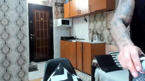 Snapshot of mastermusclejon chatting on 09.29.25 Jon online show from 09.29.25