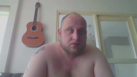 Snapshot of mastrubeertje1988 chatting on 09.29.25 mastrubeertje1988 online show from 09.29.25