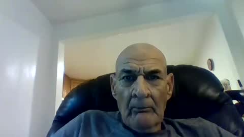 Snapshot of masturbater1112 chatting on 12.18.25 Masturbater1 online show from 12.18.25