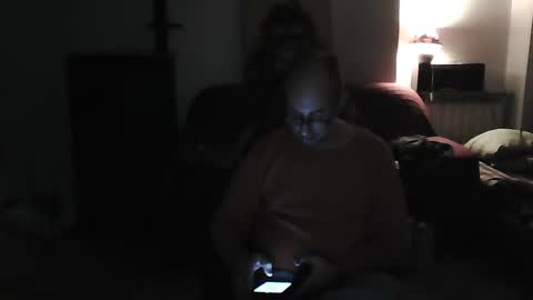 mat11efou online show from 02.15.25