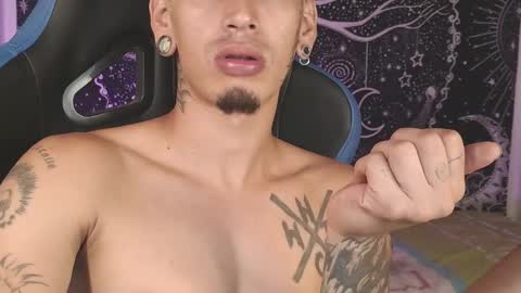 Snapshot of mateo60_ chatting on 09.23.25 Mateo online show from 09.23.25