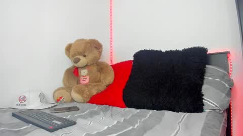 mateo_escobar online show from 10.19.25