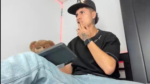 mateo_escobar online show from 11.07.25