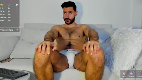Snapshot of mateoking_ chatting on 10.15.25 mateoking_ online show from 10.15.25