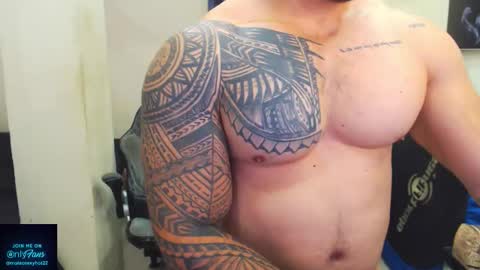 Snapshot of mateosexyhot22 chatting on 03.01.26 Mateo online show from 03.01.26