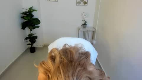 Mathilde  online show from 11.30.25