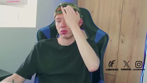 Snapshot of mathwx_ chatting on 11.18.25 Alejandro Alex online show from 11.18.25