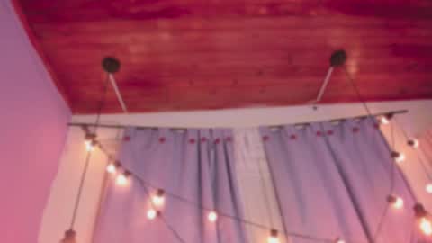 Snapshot of matias_skinny chatting on 11.24.25 Mati online show from 11.24.25