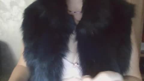 Snapshot of matilda_ua chatting on 10.19.25 matilda ua online show from 10.19.25