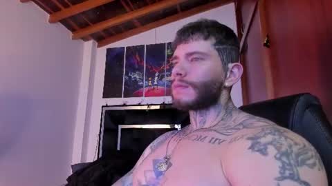 Snapshot of matius_foxtter chatting on 06.18.26 matius foxter online show from 06.18.26