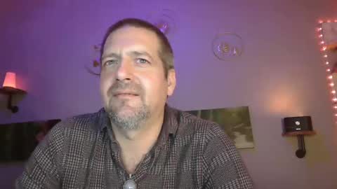 Snapshot of matrike1 chatting on 02.24.25 matrike1 online show from 02.24.25
