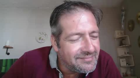Snapshot of matrike1 chatting on 09.28.25 matrike1 online show from 09.28.25