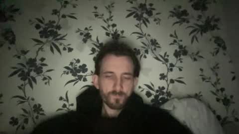 Snapshot of mattcarta chatting on 10.10.25 mattcarta online show from 10.10.25