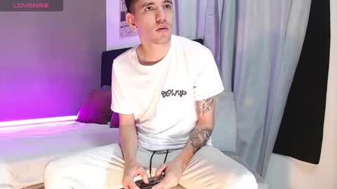 ---Matteo--- online show from 11.10.25