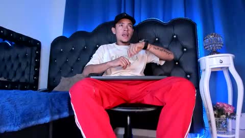 Matteo online show from 04.22.26