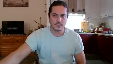 Snapshot of matteushh87 chatting on 01.09.25 matteushh87 online show from 01.09.25