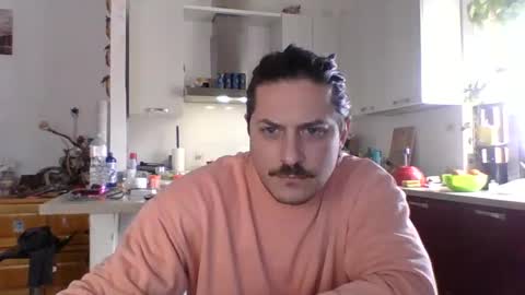 Snapshot of matteushh87 chatting on 02.24.25 matteushh87 online show from 02.24.25