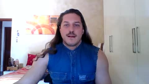 Snapshot of matteushh87 chatting on 10.27.25 matteushh87 online show from 10.27.25