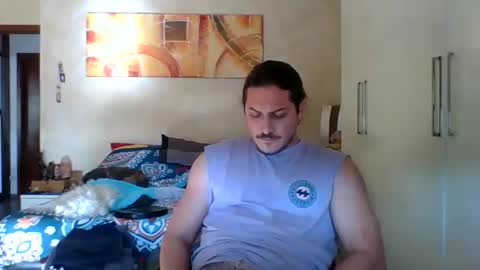 Snapshot of matteushh87 chatting on 11.05.25 matteushh87 online show from 11.05.25