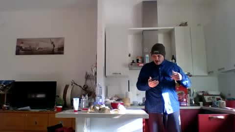 Snapshot of matteushh87 chatting on 12.05.25 matteushh87 online show from 12.05.25