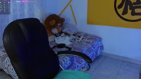 Snapshot of matthewboy_ chatting on 12.11.24 MatthewBoy online show from 12.11.24