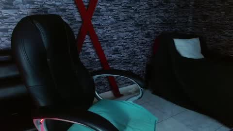 Snapshot of matthewboy_ chatting on 03.06.25 MatthewBoy online show from 03.06.25