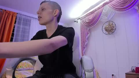 Snapshot of matthewboy_ chatting on 10.30.25 MatthewBoy online show from 10.30.25