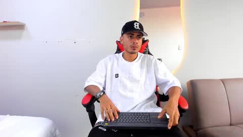 Matthew online show from 12.14.25