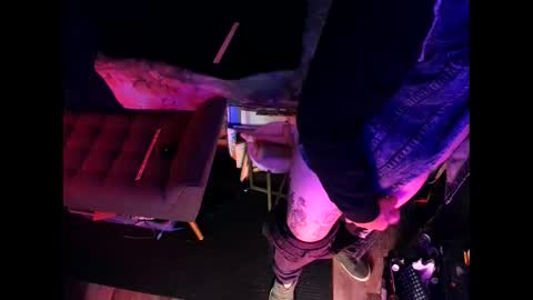 mattiedee369 online show from 10.28.25