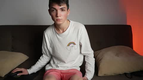 Snapshot of mattyaiden chatting on 02.15.26 Matty Aiden online show from 02.15.26