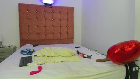 Snapshot of mature_bigass__ chatting on 02.21.25 Maria online show from 02.21.25