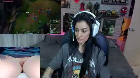 Snapshot of mature_gamer chatting on 06.17.26 Nath online show from 06.17.26