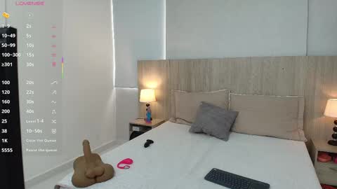 katerin online show from 11.21.25