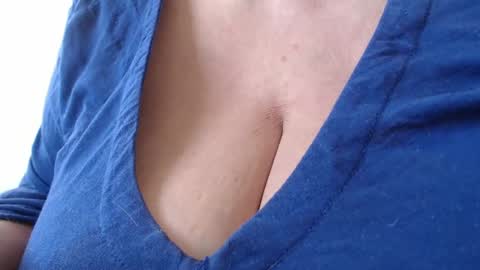 Desire online show from 02.14.25