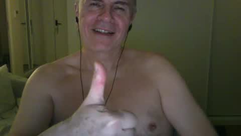 Snapshot of maturehotman chatting on 02.25.25 maturehotman online show from 02.25.25