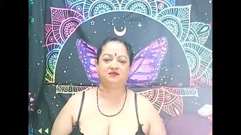 Snapshot of matureindian654u chatting on 08.04.26 matureindian654u online show from 08.04.26