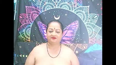 Snapshot of matureindian654u chatting on 08.09.26 matureindian654u online show from 08.09.26
