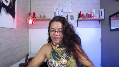 Snapshot of maturepure_ chatting on 10.13.25 maturepure_ online show from 10.13.25