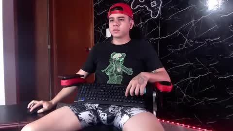 Matias online show from 02.04.25