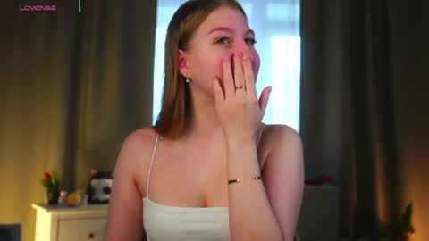 maureencoombs online show from 04.04.26