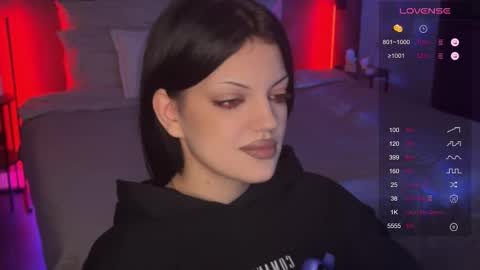 Mavis online show from 11.24.25