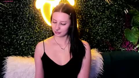   online show from 04.13.26