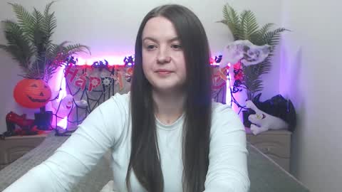 MavkaCute online show from 10.22.25