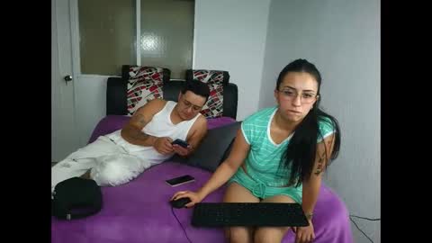 max and lilu2 online show from 04.13.26