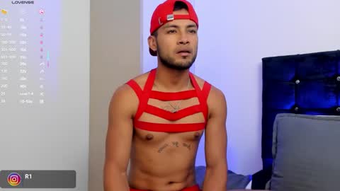 Max Conor online show from 10.22.25